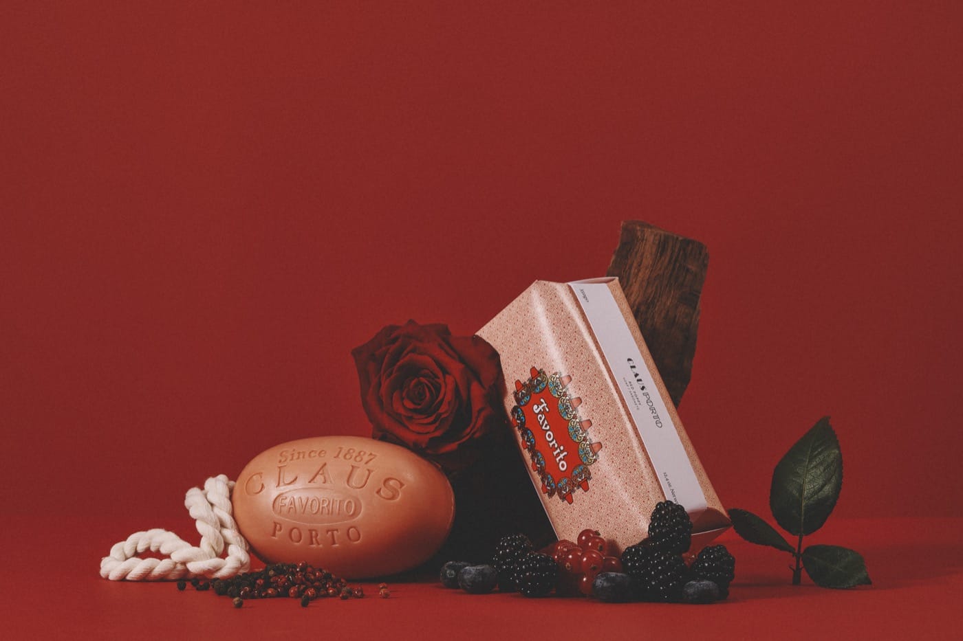 Soap on a Rope Favorito / Red Poppy